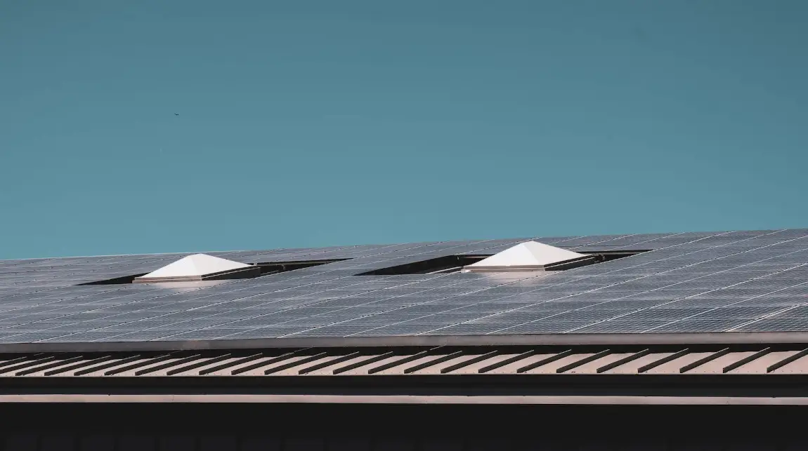 Tesla Solar Roof przedmiotem pozwu!
